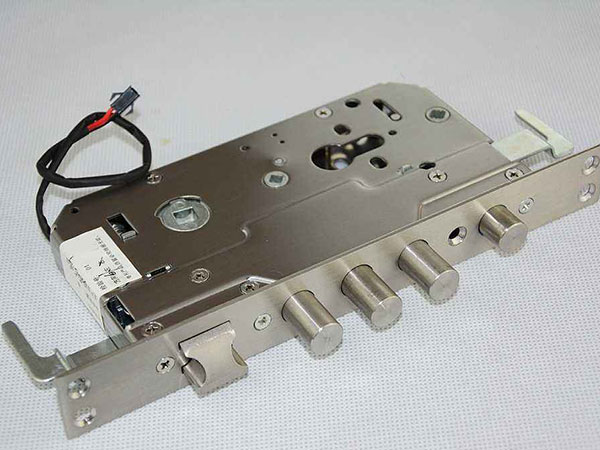 泸定24小时上门开锁公司