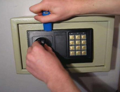 泸定24小时上门开锁公司