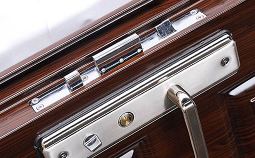 泸定24小时上门开锁公司