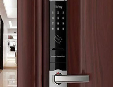 泸定24小时上门开锁公司