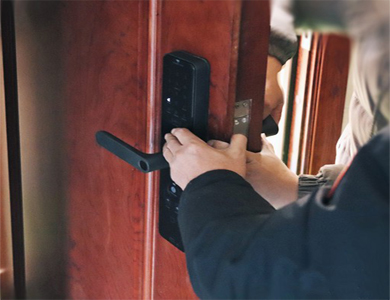 泸定24小时上门开锁公司